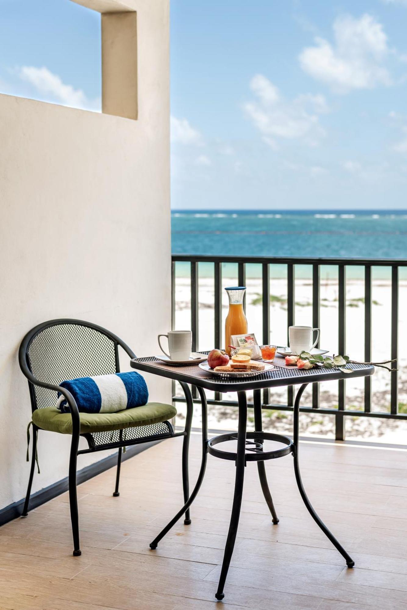 Vela'S Condos Ocean Front Puerto Morelos Exteriör bild